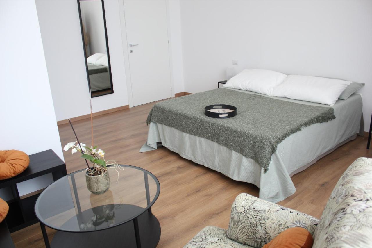 B&B I Due Tigli Travedona Extérieur photo