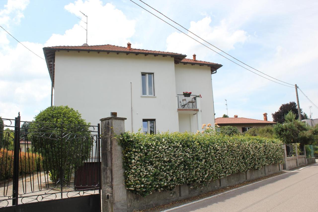 B&B I Due Tigli Travedona Extérieur photo