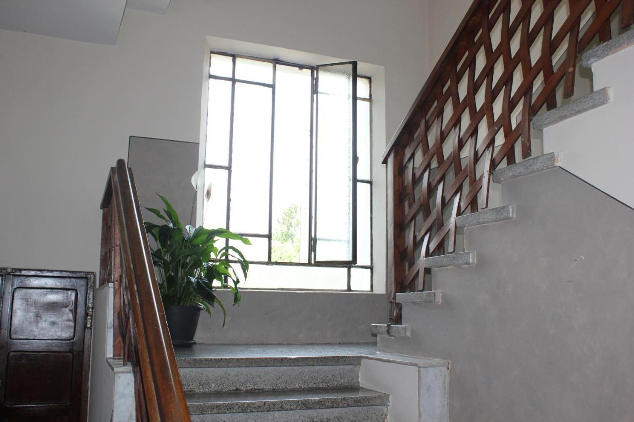 B&B I Due Tigli Travedona Extérieur photo