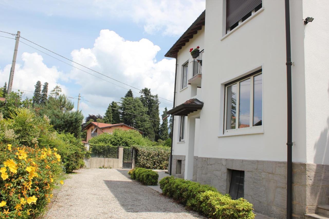 B&B I Due Tigli Travedona Extérieur photo